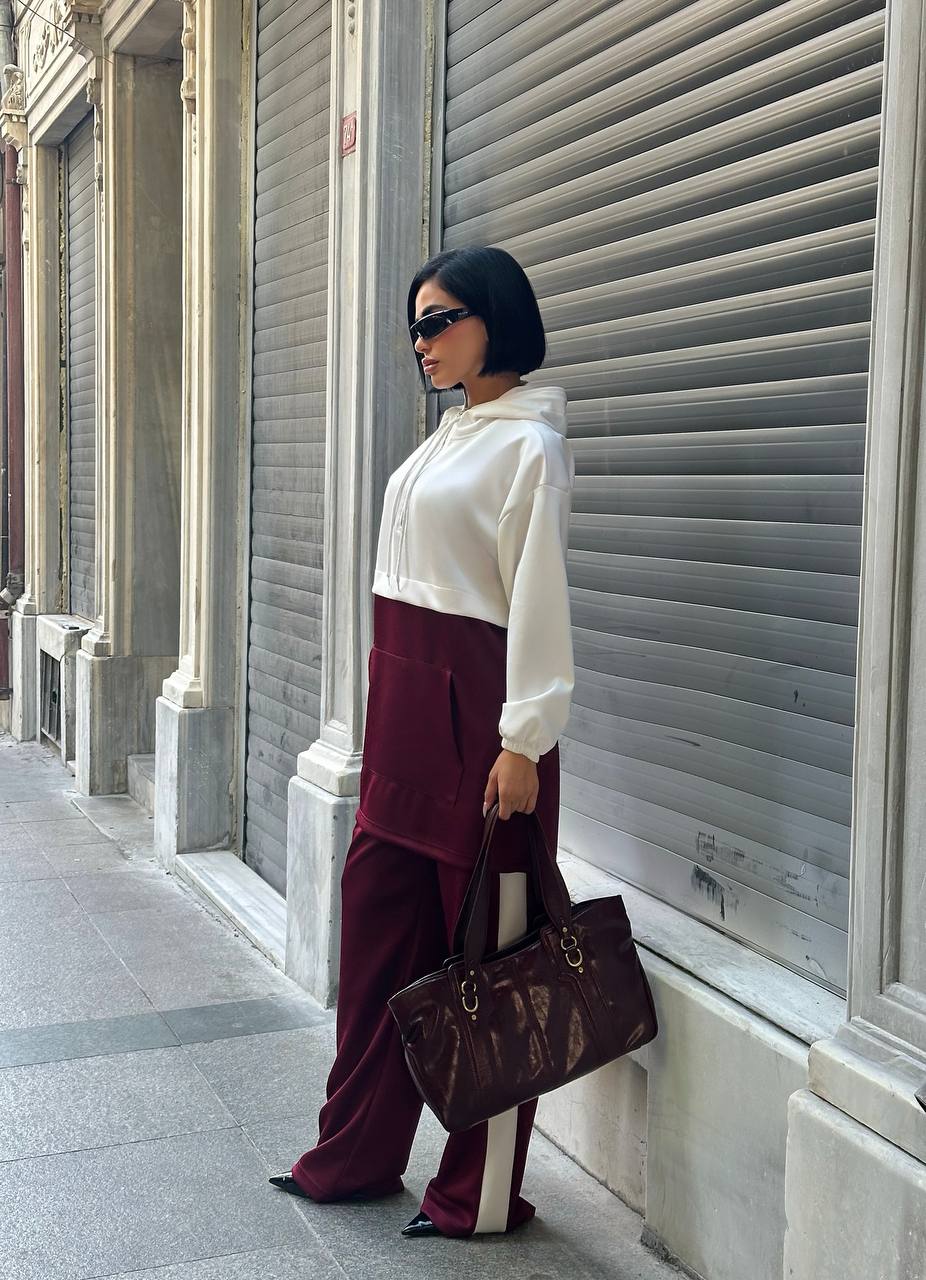 The Contrast Line Set