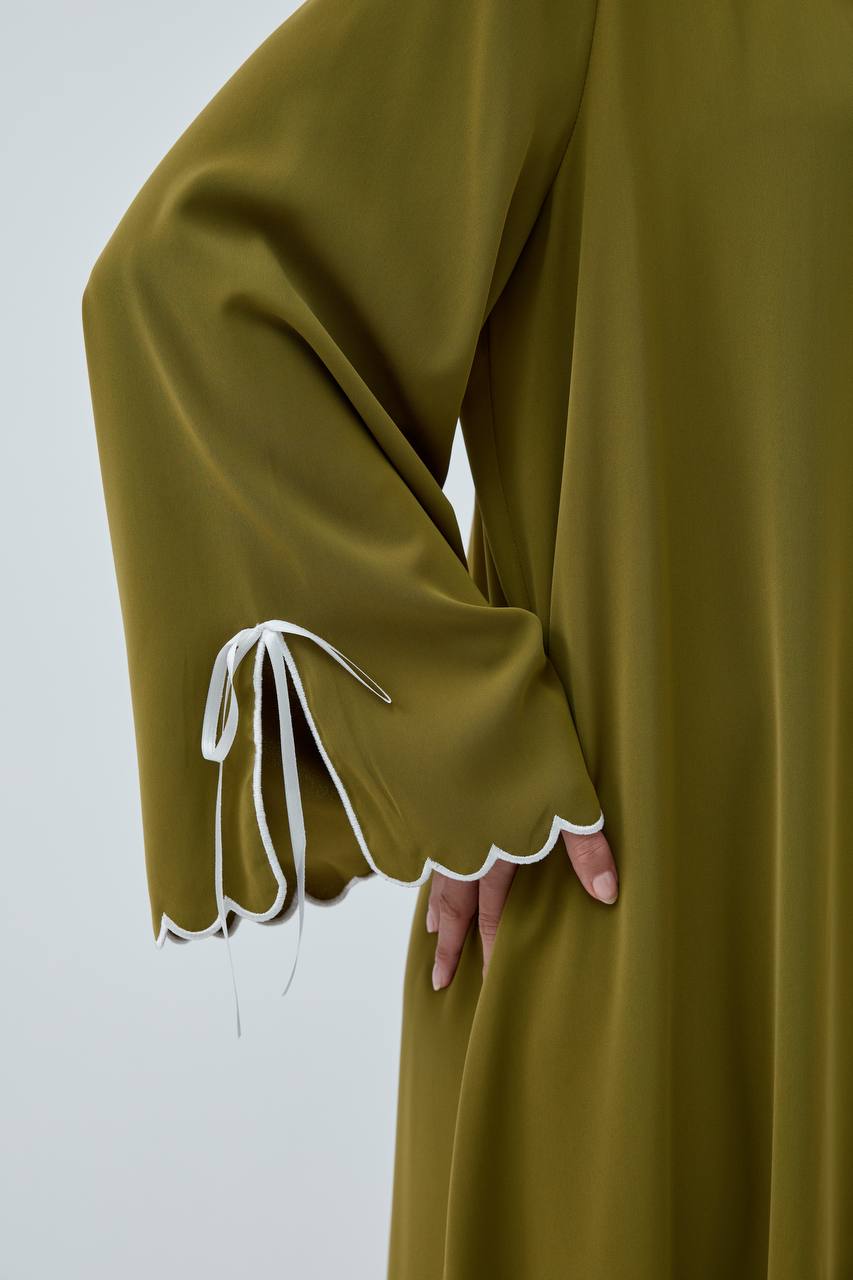 Classic Abaya with White Detailing