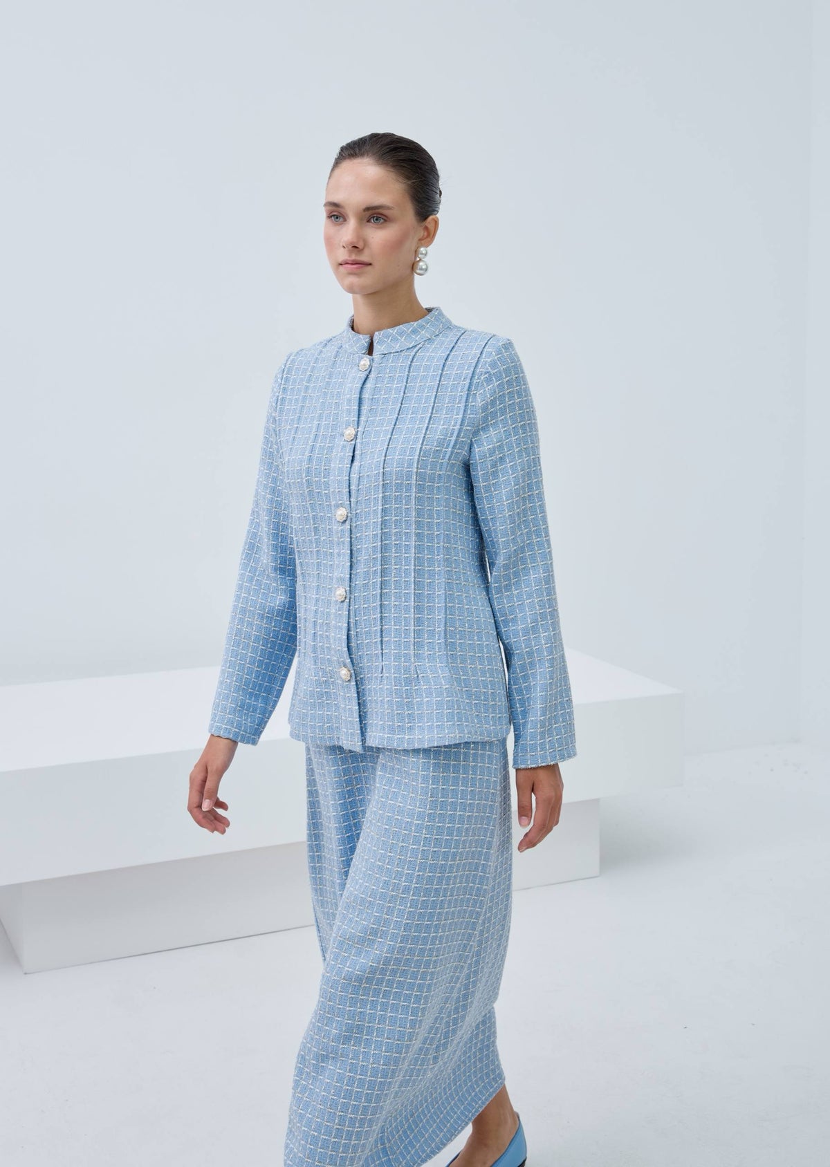 The Pearl Button Set