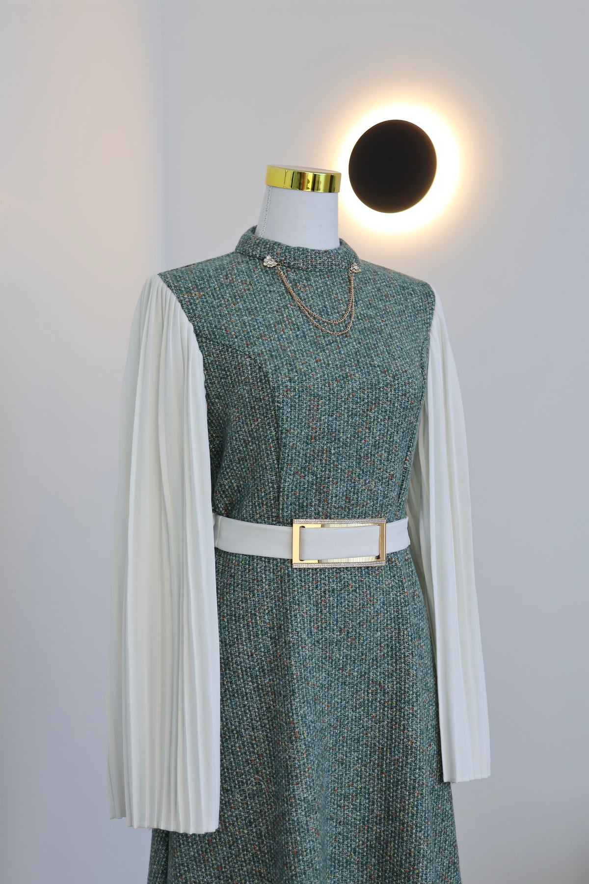 Élise Pleated Sleeve Dress