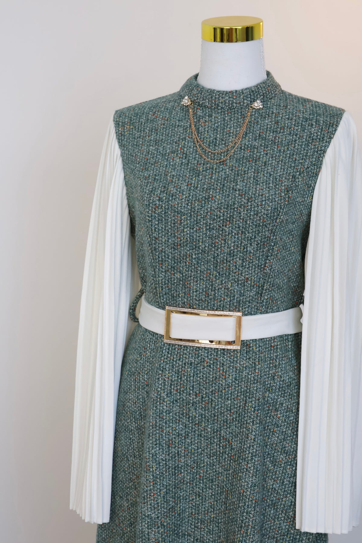 Élise Pleated Sleeve Dress