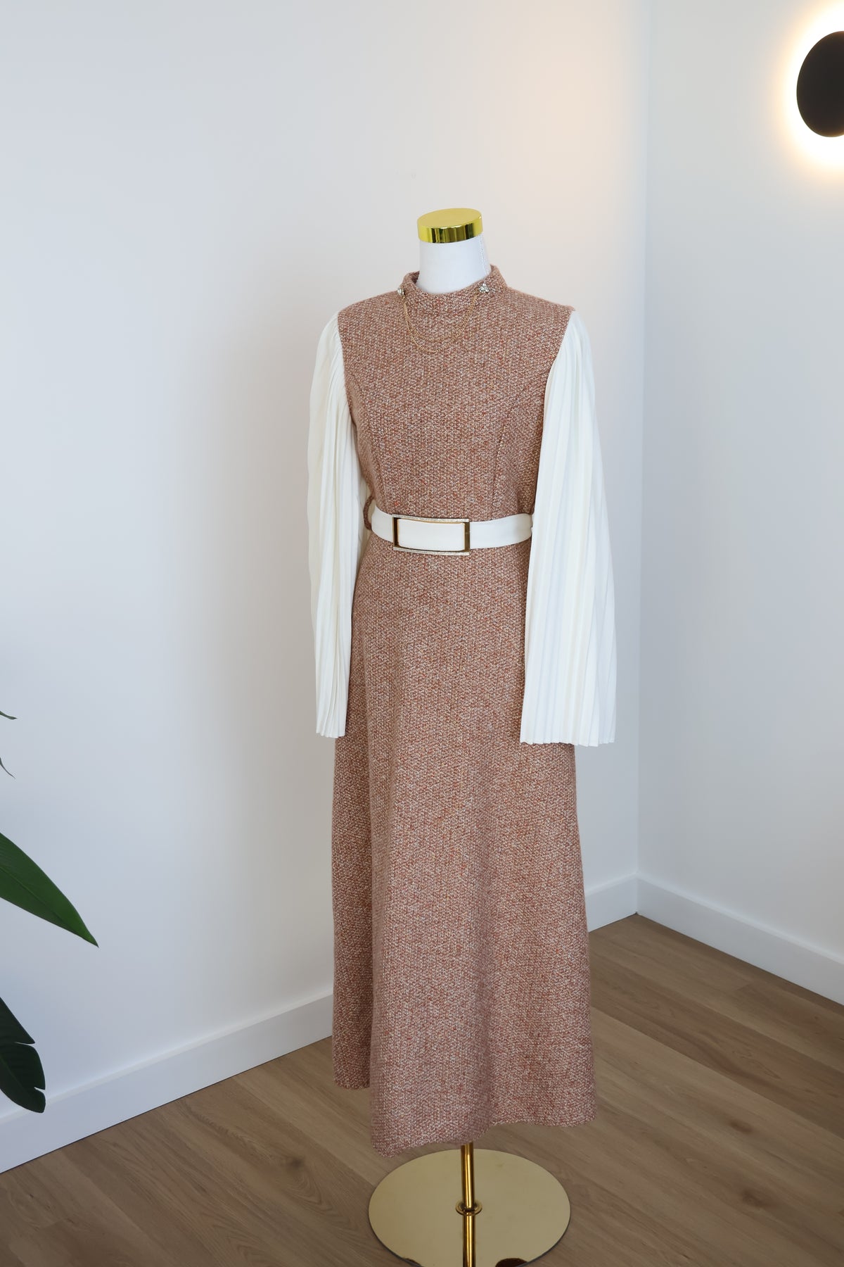 Élise Pleated Sleeve Dress