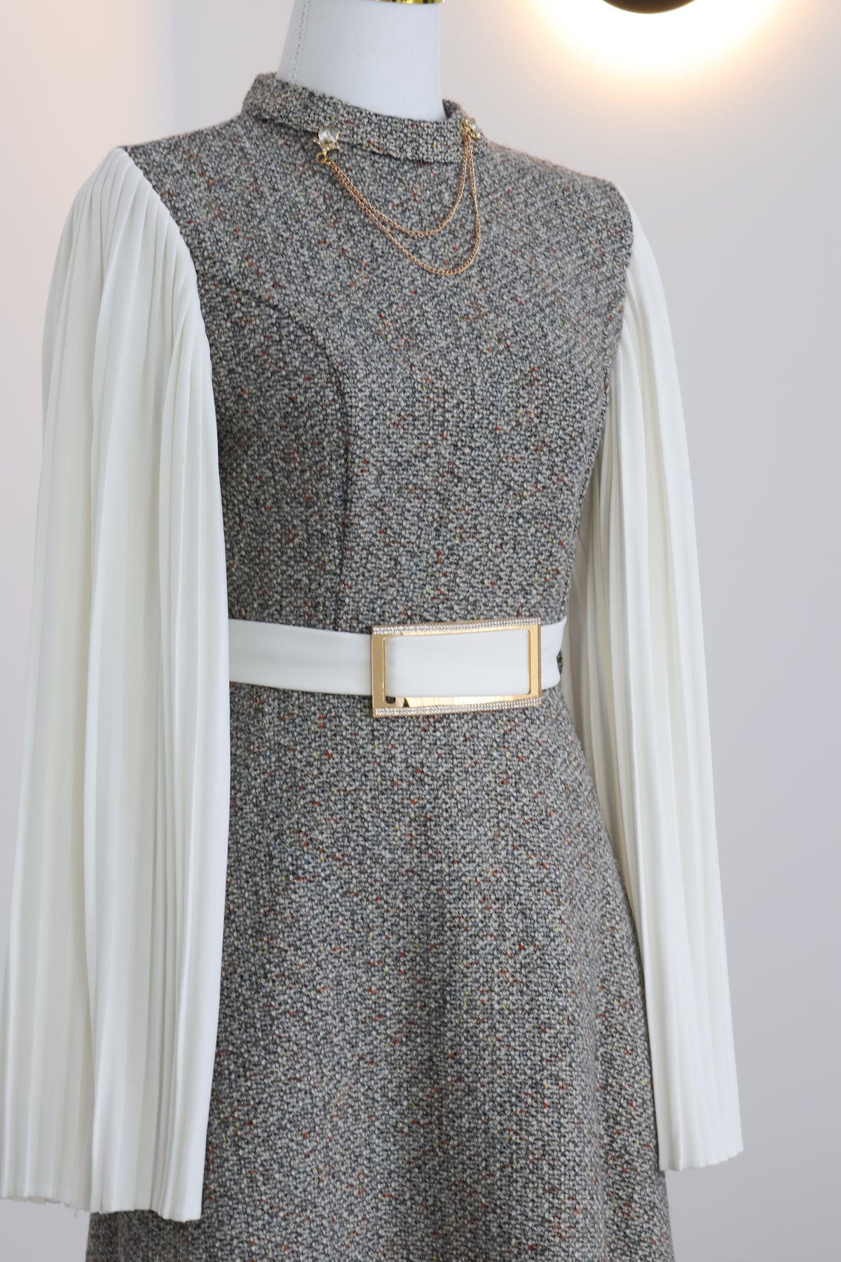 Élise Pleated Sleeve Dress