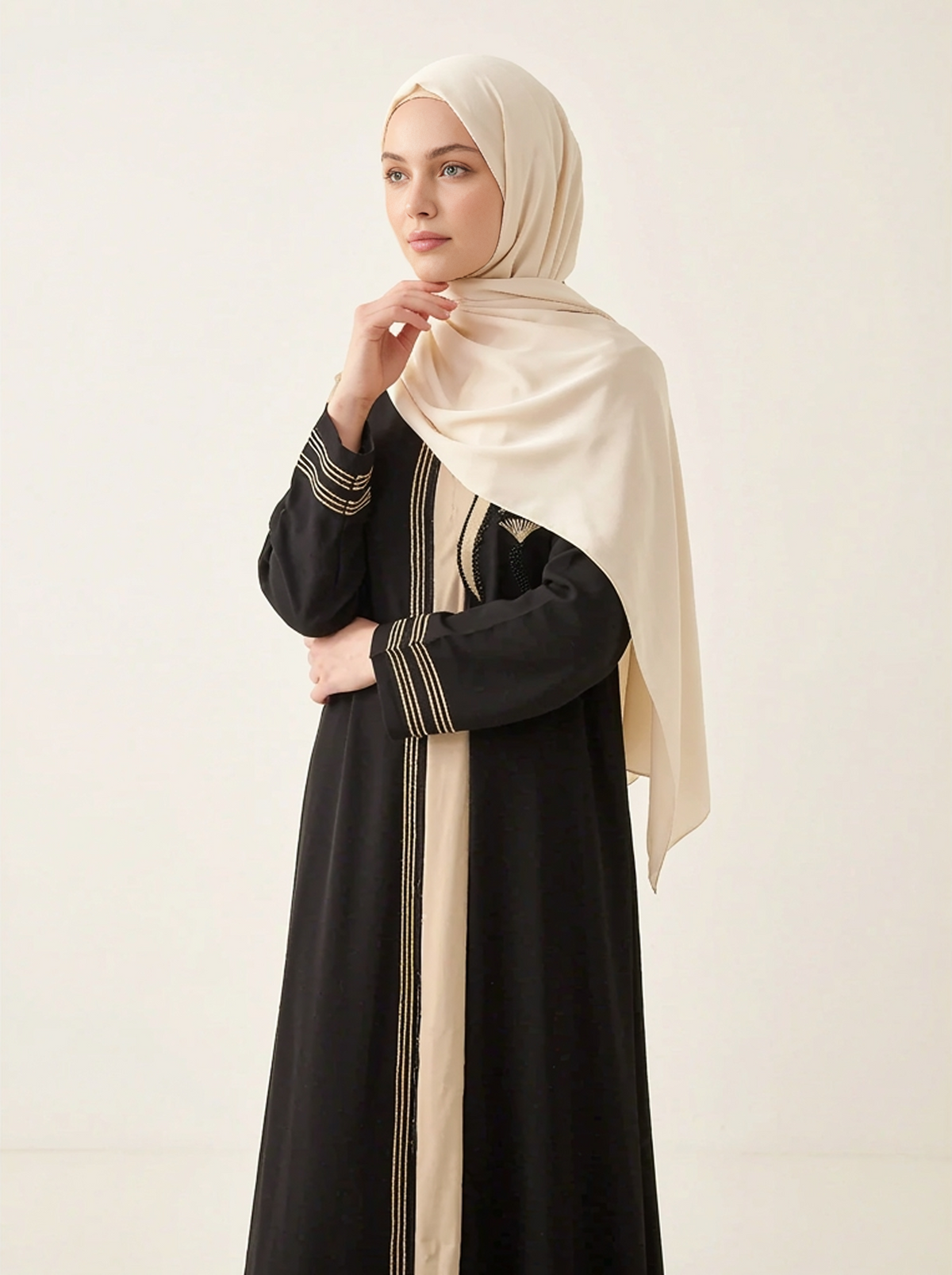 The Elegant Harmony Abaya